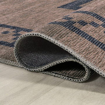 Korsa Geometric Medallion Machine-washable Area Rug